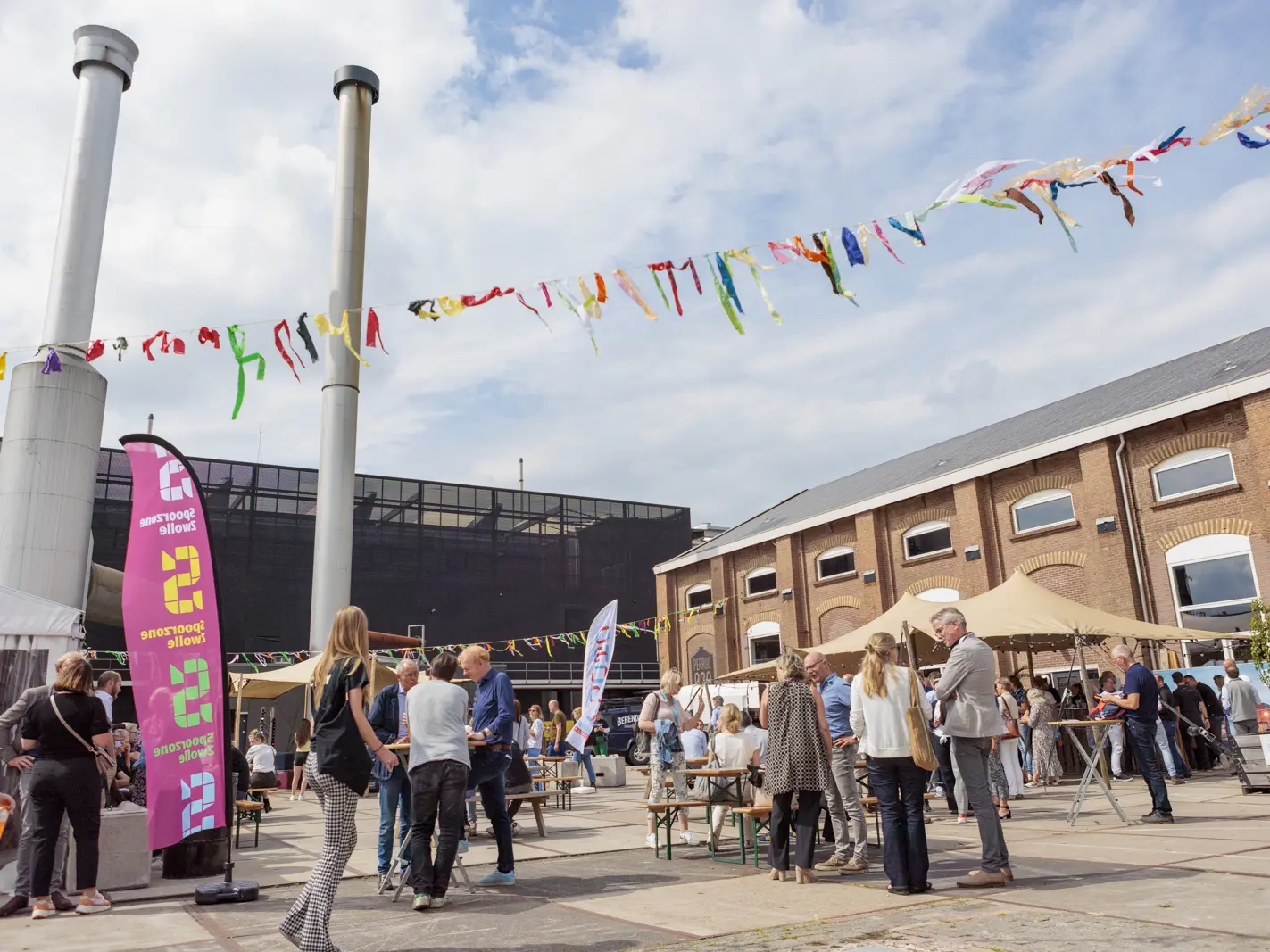 Sfeerfoto van een event bij Perron038, een locatie binnen de Spoorzone